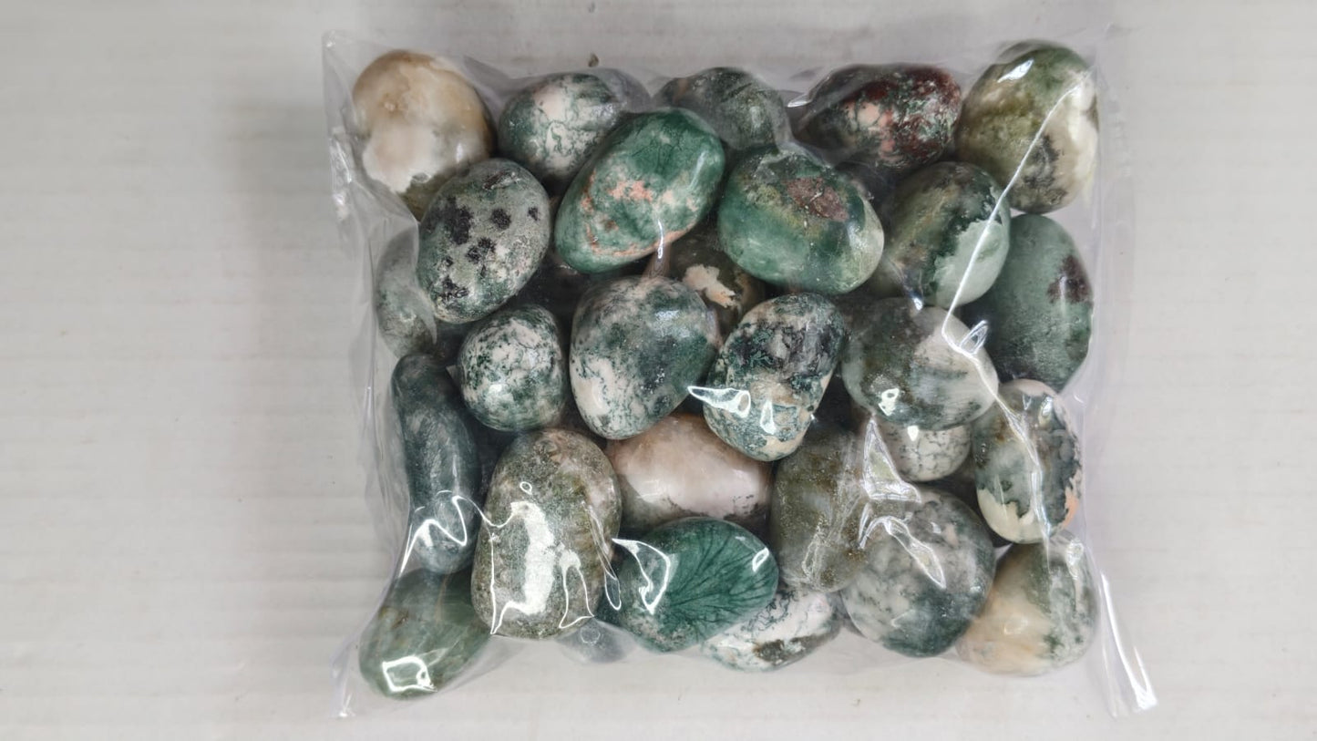 GREEN HEULANDITE TUMBLE STONES - 1 KG