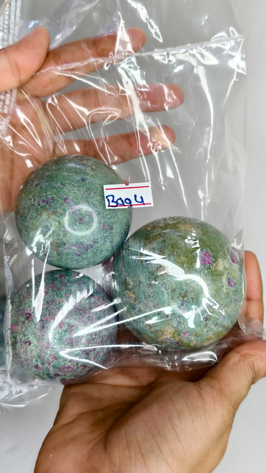RUBY FUCHSITE SPHERE BAG 4 - 1KG, 3 PCS