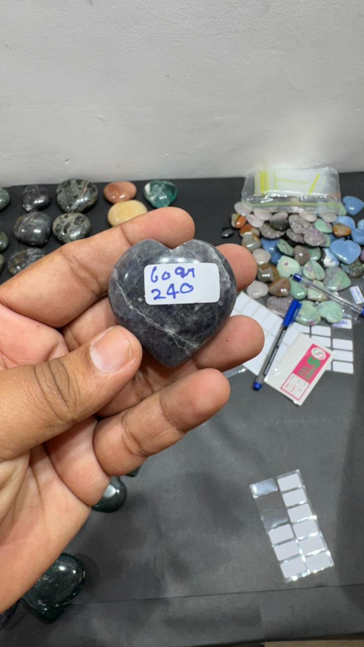 Iolite Heart 60g