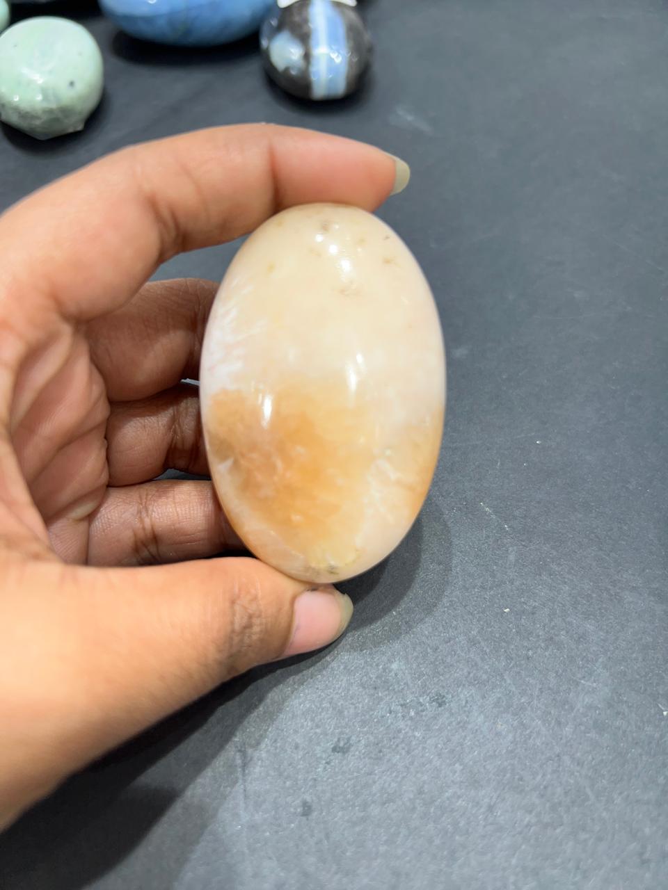 Stilbite Palm Stone