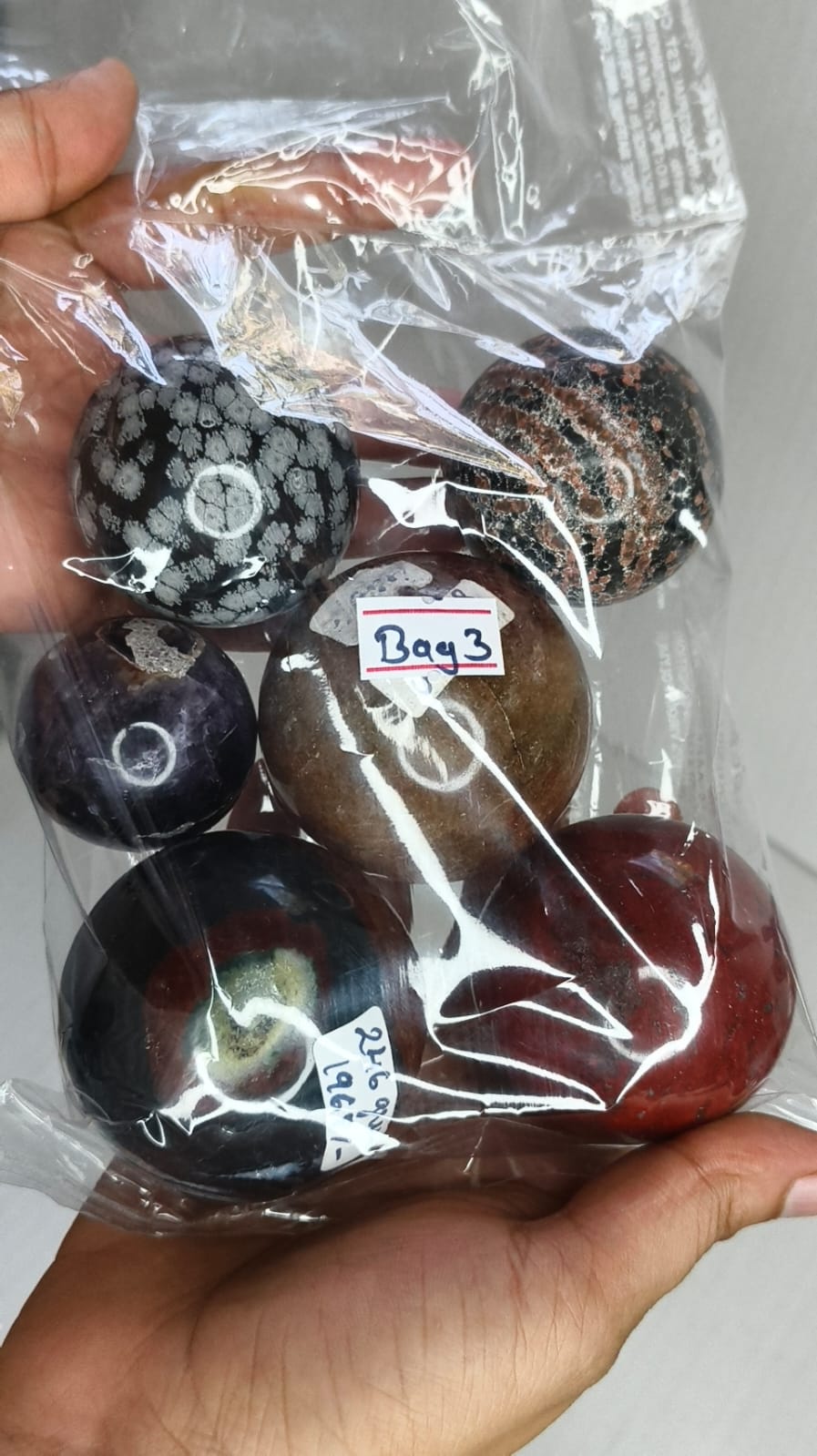 MIX STONE SPHERE BAG 3 - 1 KG, 6 PCS