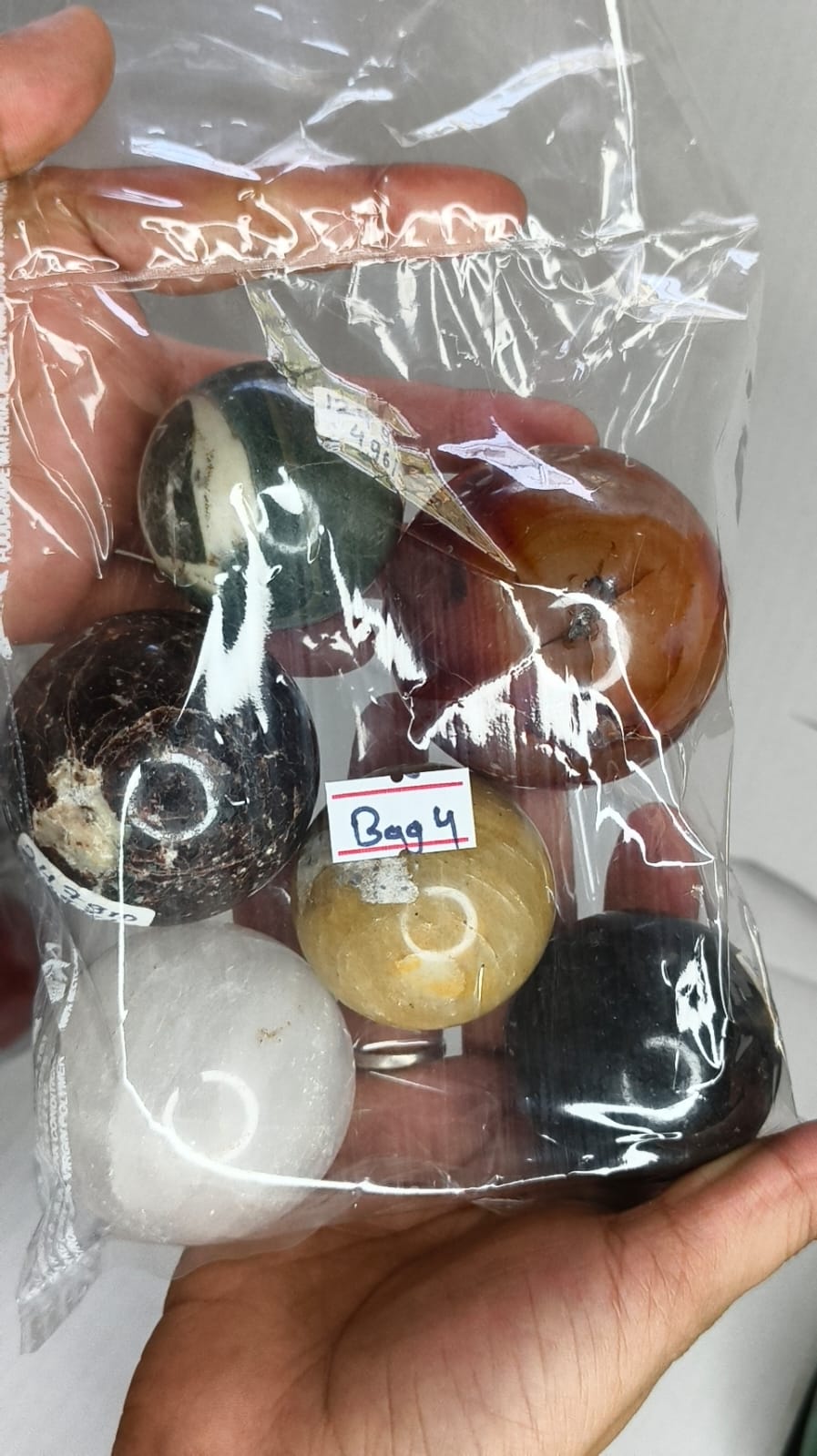 MIX STONE SPHERE BAG 4 - 1 KG, 6 PCS