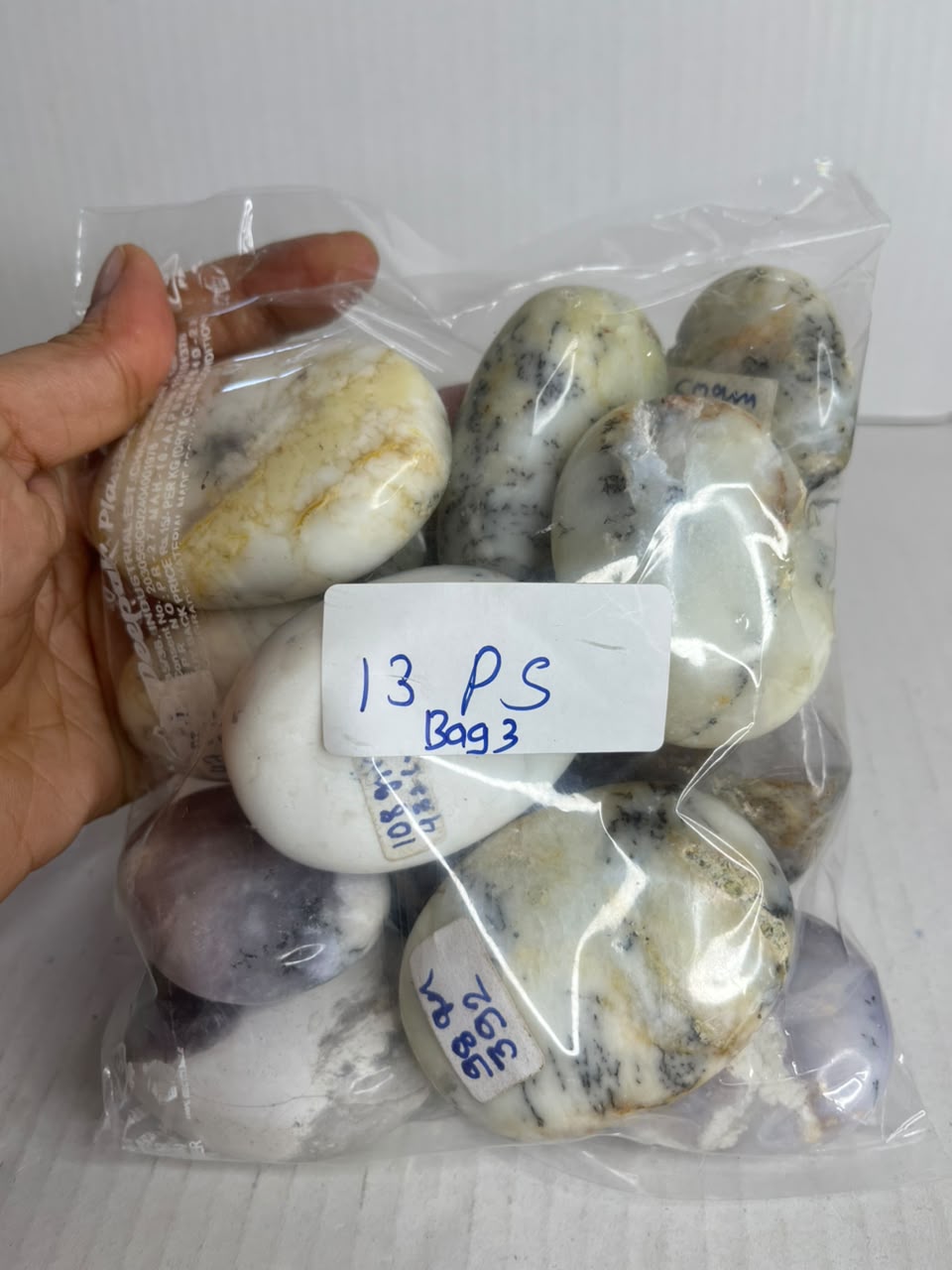 DENDRITIC AGATE PALMSTONES BAG 3 - 1 KG, 13 PCS - AEORA ROCKS INDIA -Healing Crystals superstore