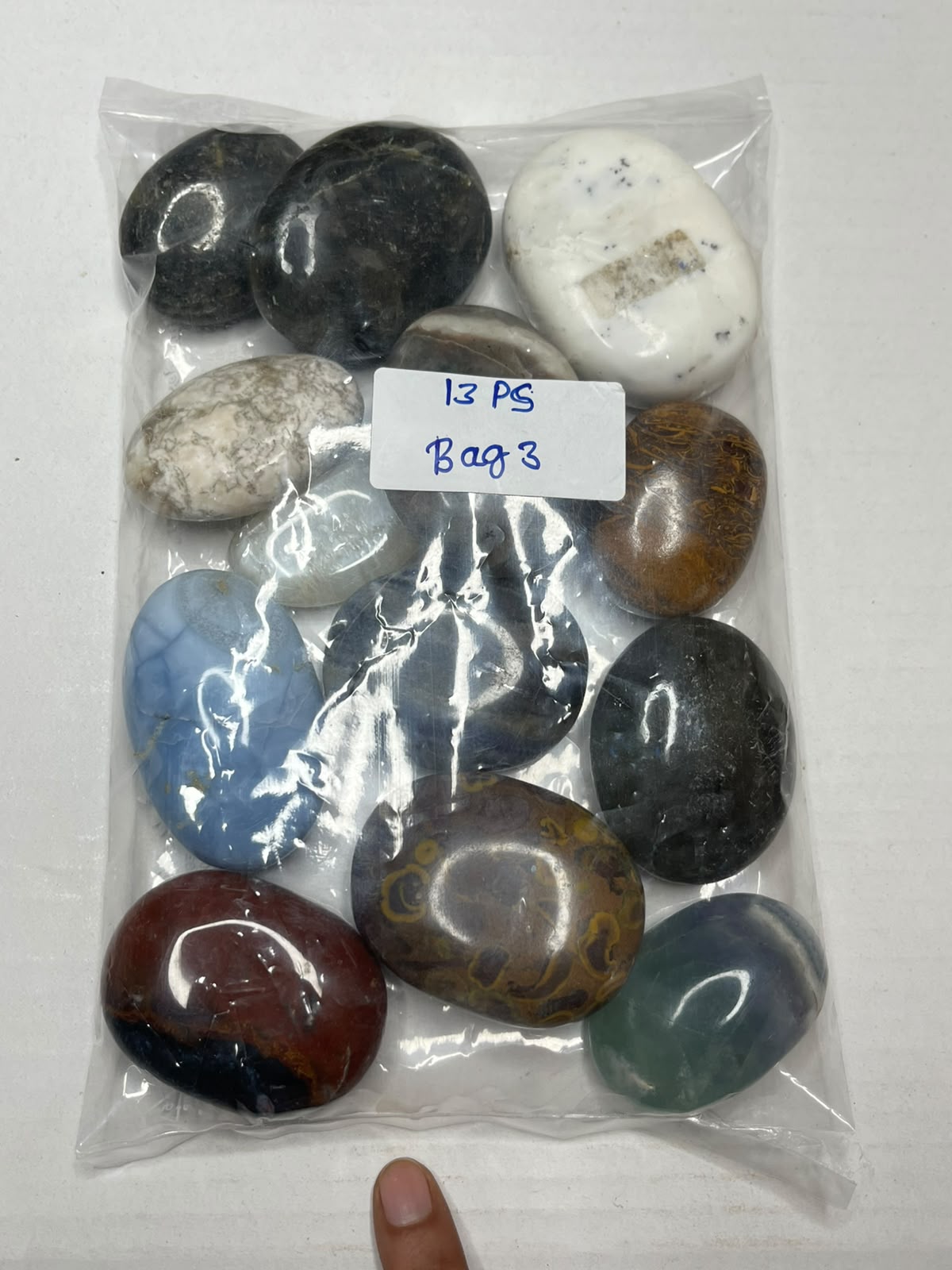 MIX STONE PALMSTONES BAG 3 - 1 KG, 13 PCS - AEORA ROCKS INDIA -Healing Crystals superstore