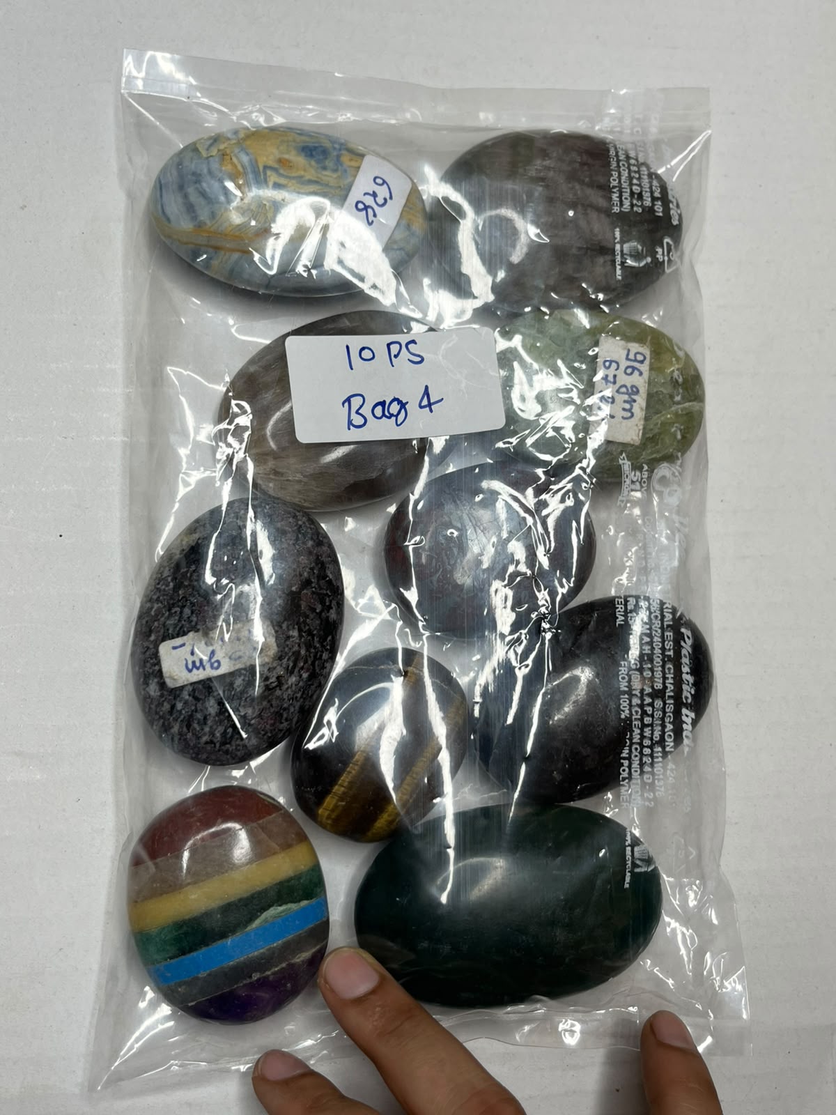 MIX STONE PALMSTONES BAG 4 - 1 KG, 10 PCS - AEORA ROCKS INDIA -Healing Crystals superstore