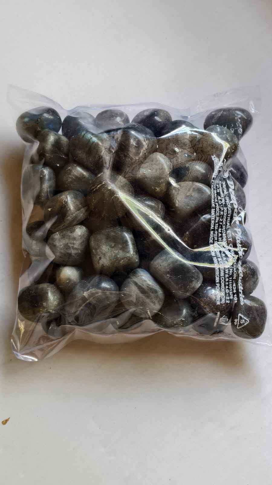 LABRADORITE TUMBLE STONES - 1 KG