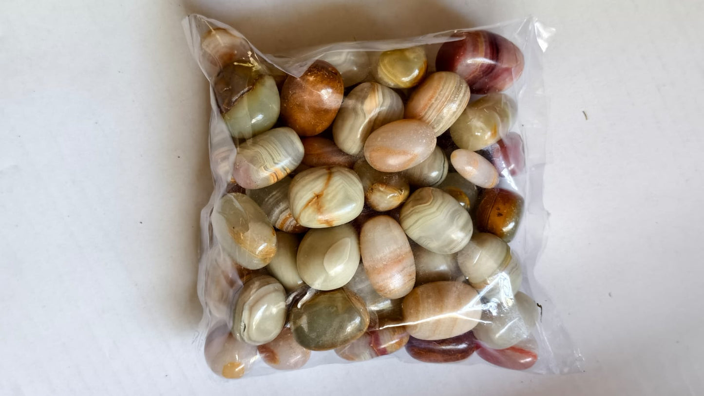 GREEN ONYX TUMBLE STONES - 1 KG