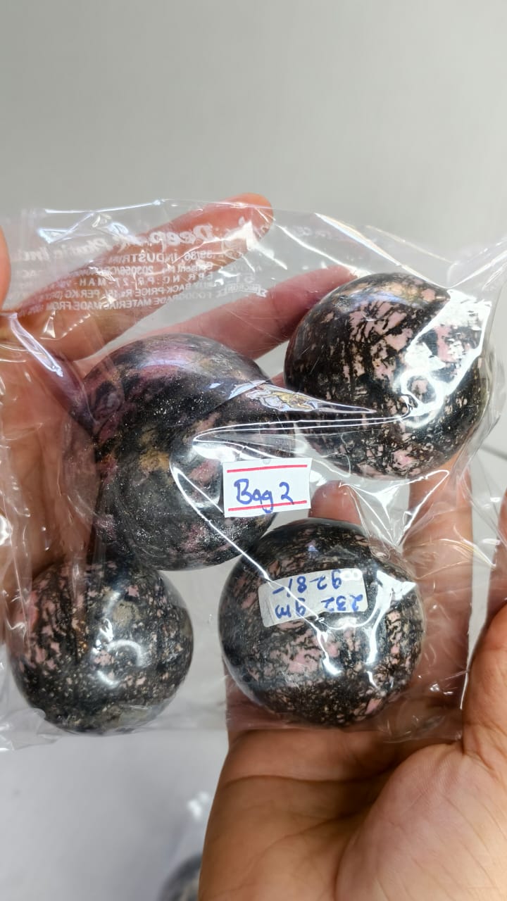 RHODONITE SPHERE BAG 2 - 1KG, 4 PCS