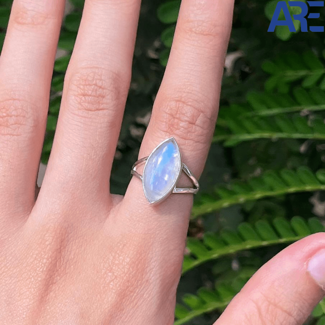 Rainbow Moonstone Ring - AEORA ROCKS INDIA - Healing Crystals superstore
