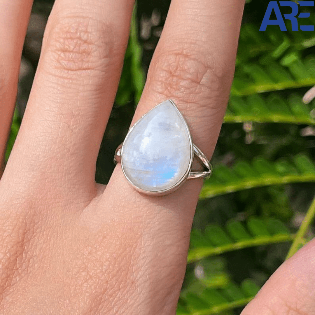 Rainbow Moonstone Ring - AEORA ROCKS INDIA - Healing Crystals superstore