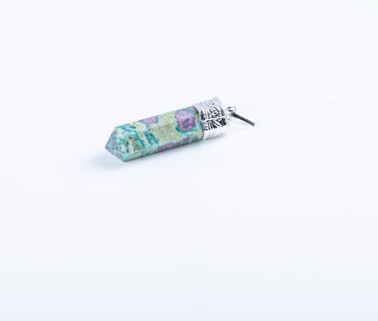 Ruby Fuchsite Single Point Pendant - AEORA ROCKS INDIA - Healing Crystals superstore