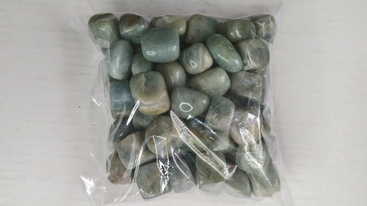 AQUAMARINE TUMBLE STONES - 1 KG