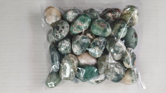 GREEN HEULANDITE TUMBLE STONES - 1 KG