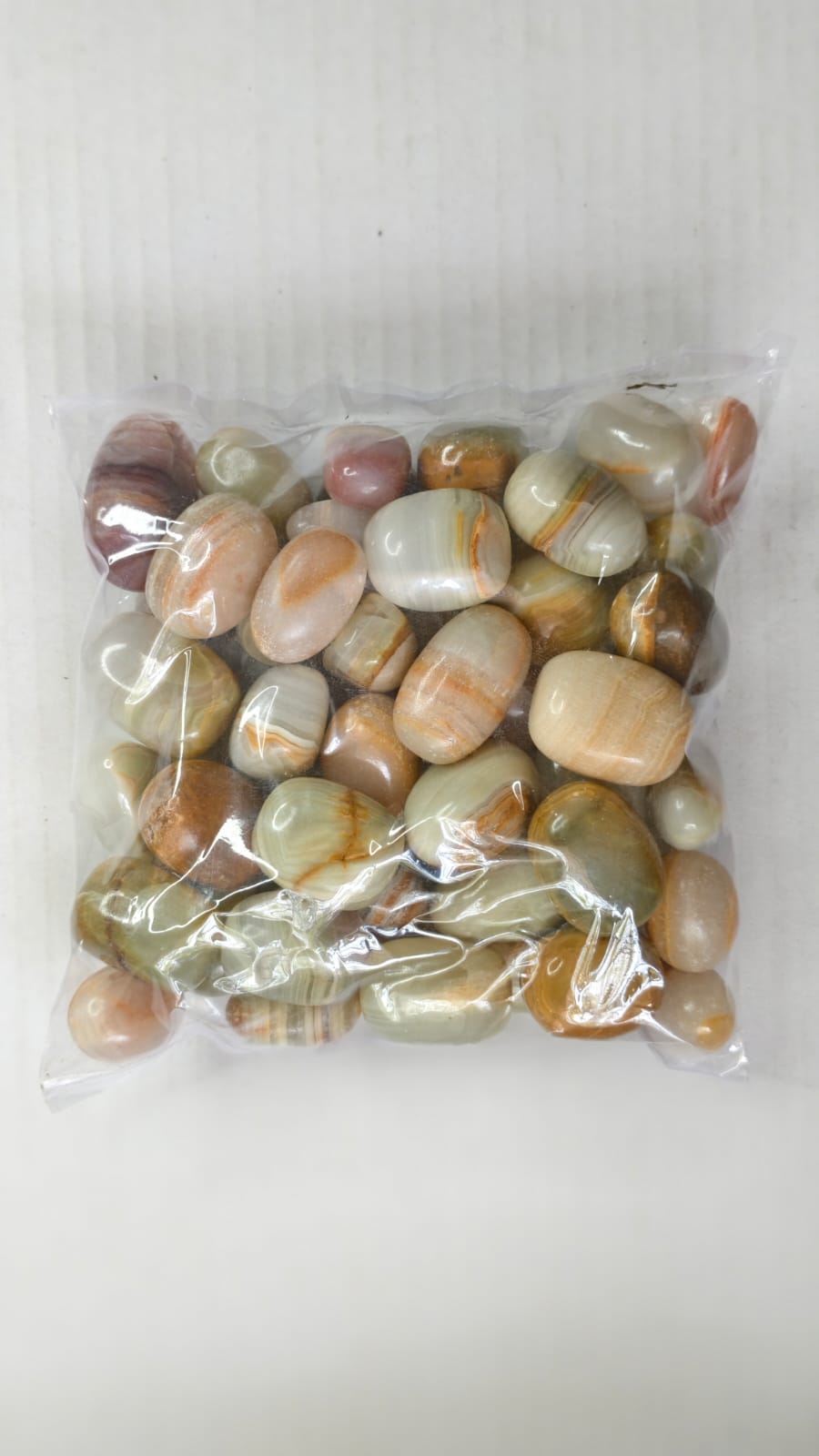 GREEN ONYX TUMBLE STONES - 1 KG
