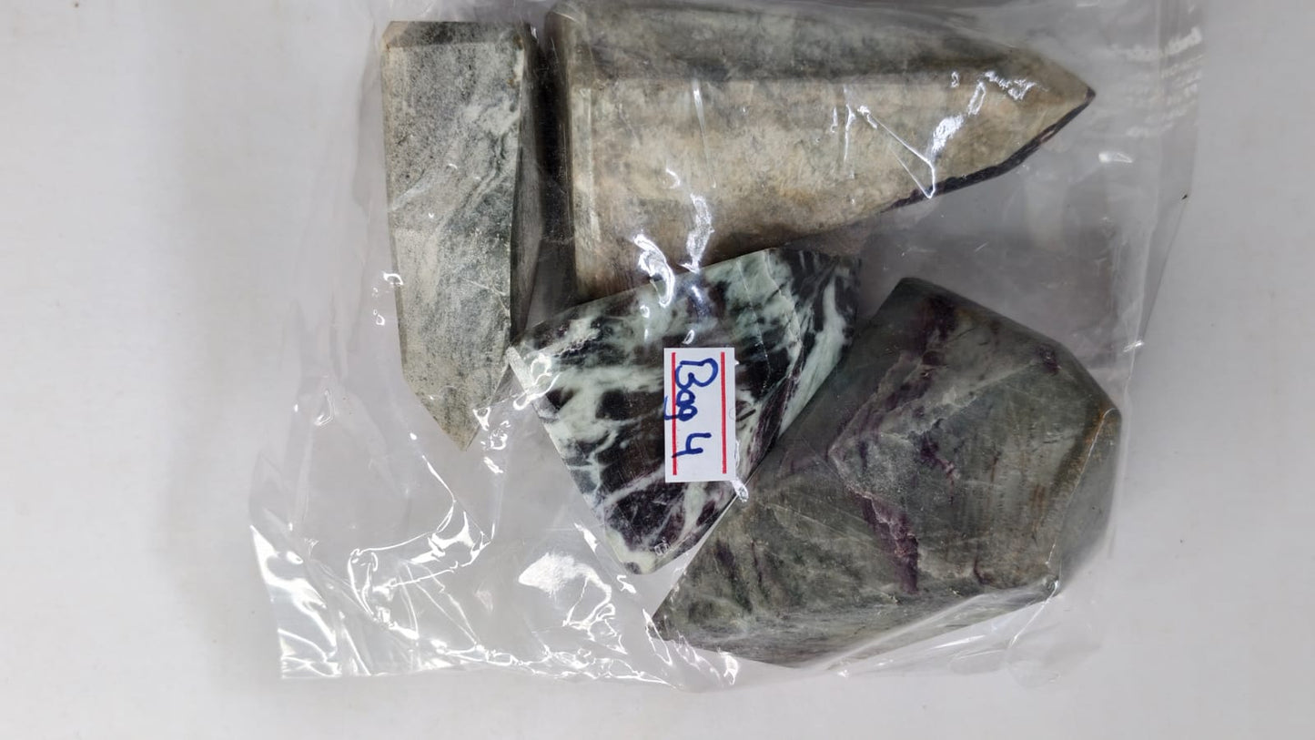 KAMMERERITE FREEFORM STONES - 1 KG - BAG 4 - 4PCS