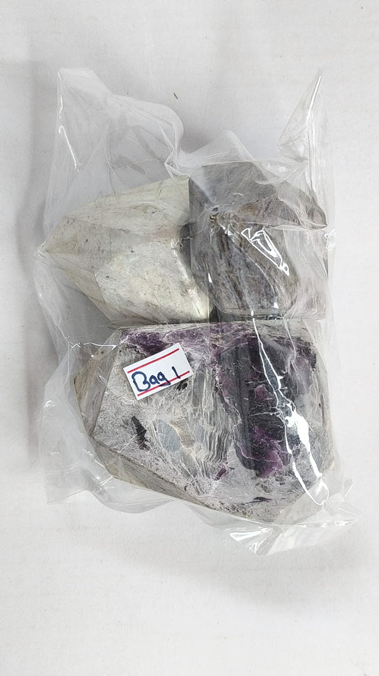 KAMMERERITE FREEFORM STONES - 1 KG - BAG 3 3PCS