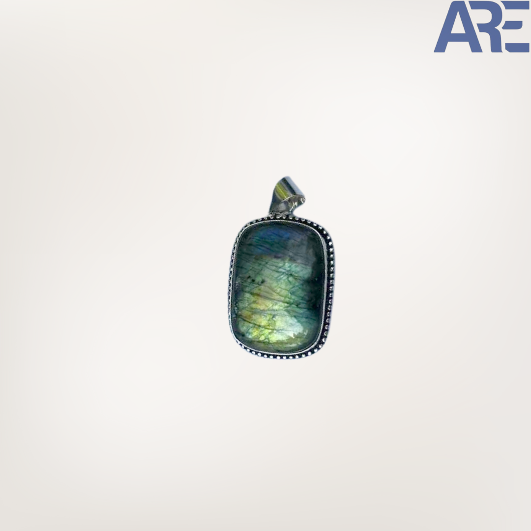 Labradorite Pendant