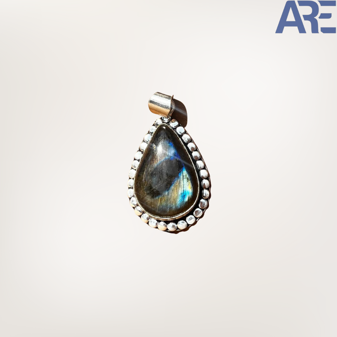 Labradorite Pendant