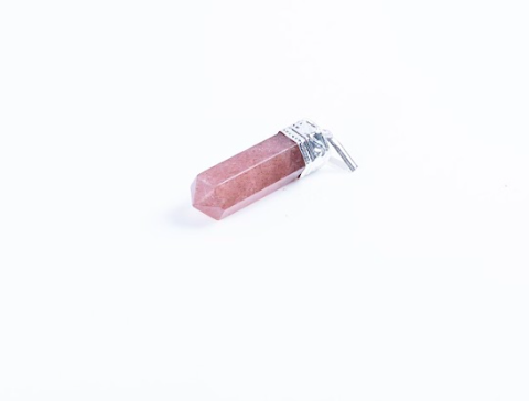 Strawberry Quartz Single Point Pendant