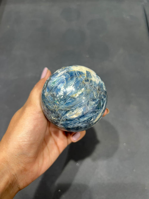 Blue Kynite Sphere 633g - AEORA ROCKS INDIA -Healing Crystals superstore