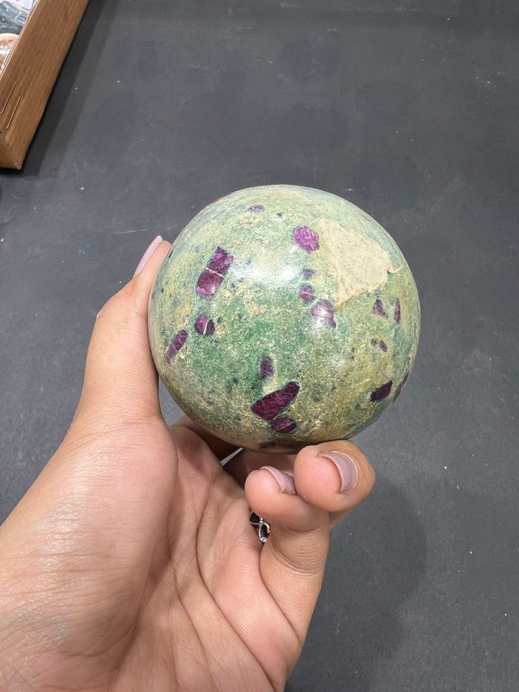 Ruby zoisite Sphere 462g - AEORA ROCKS INDIA -Healing Crystals superstore