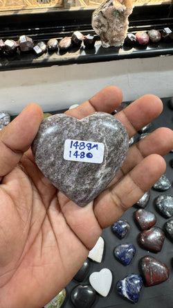 Spinal Matrix Heart 148g - AEORA ROCKS INDIA -Healing Crystals superstore
