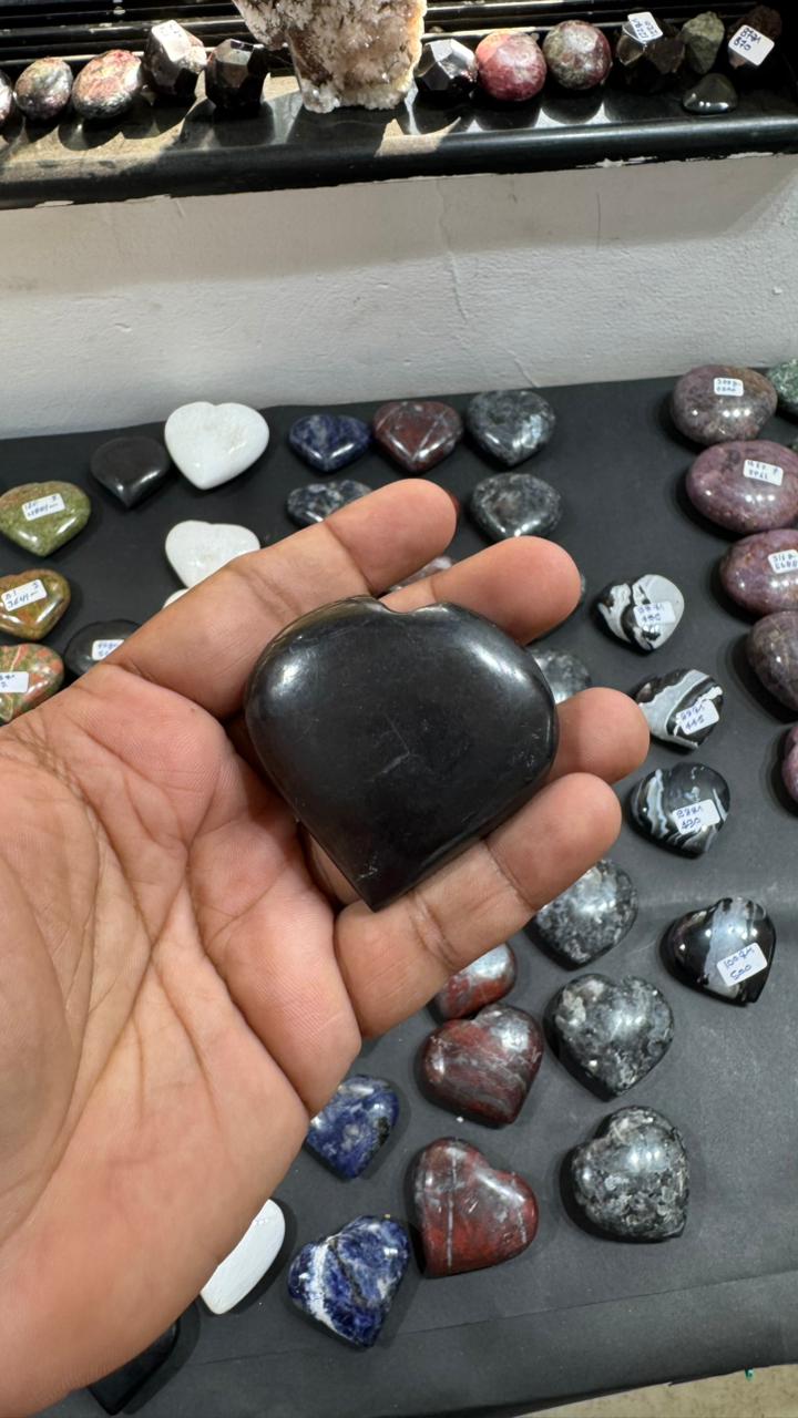 Shungite Heart 86g - AEORA ROCKS INDIA -Healing Crystals superstore