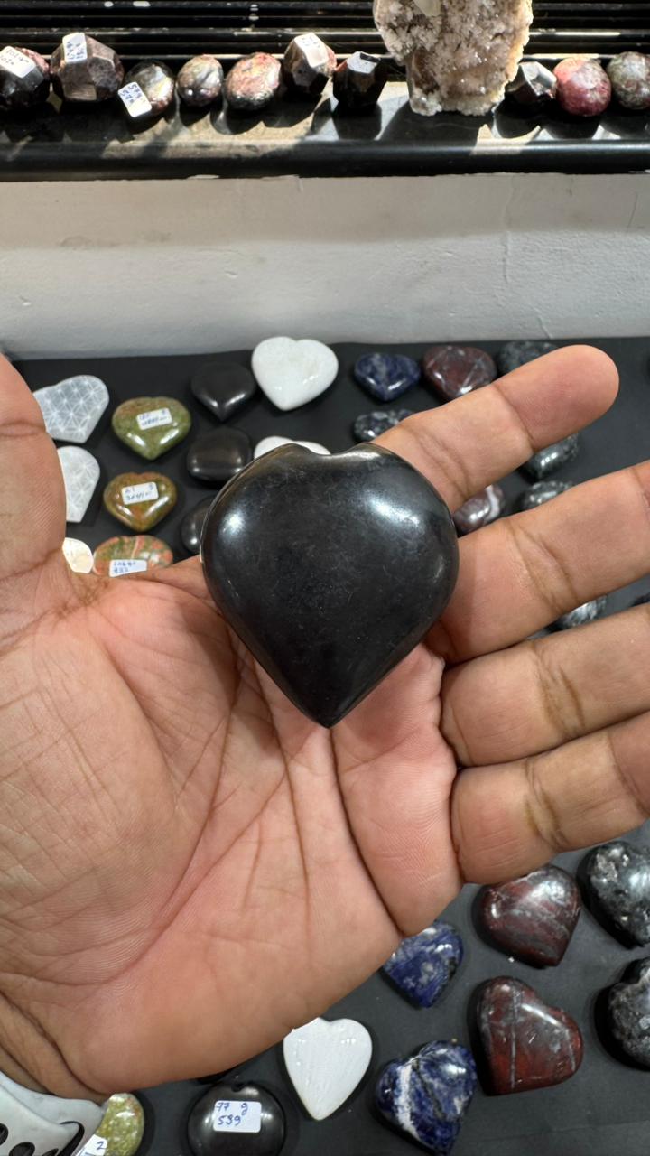 Shungite Heart 75g - AEORA ROCKS INDIA -Healing Crystals superstore