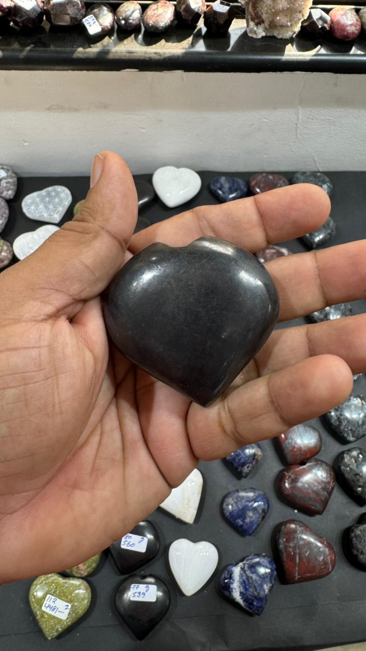 Shungite Heart 82g - AEORA ROCKS INDIA -Healing Crystals superstore