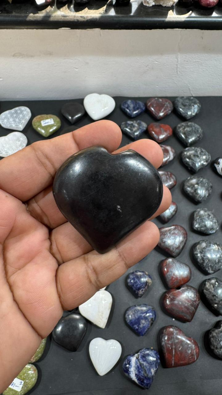 Shungite Heart 77g - AEORA ROCKS INDIA -Healing Crystals superstore