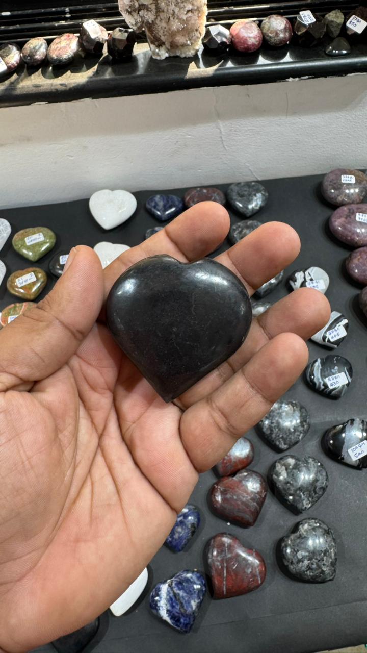 Shungite Heart 77g - AEORA ROCKS INDIA -Healing Crystals superstore