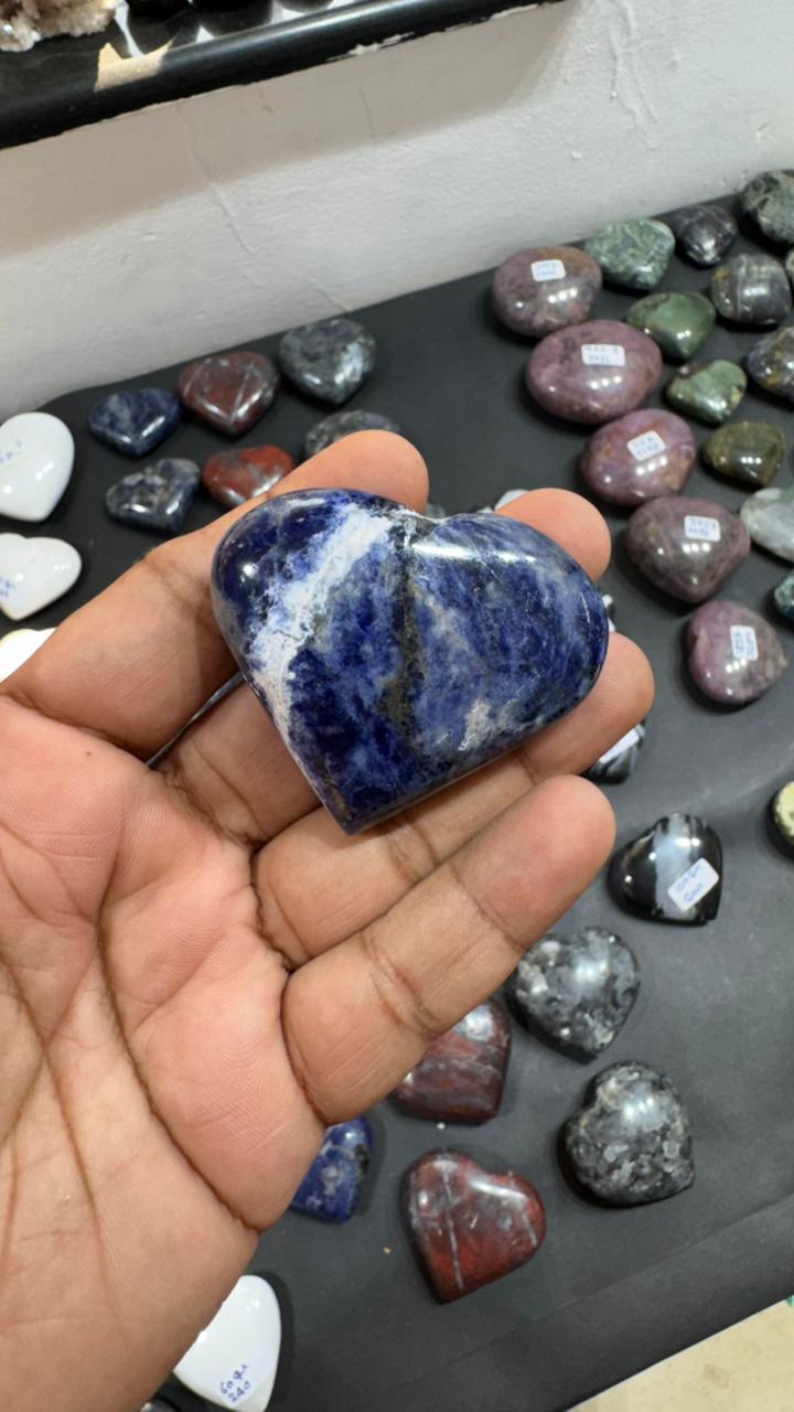 Sodalite Heart 77g - AEORA ROCKS INDIA -Healing Crystals superstore