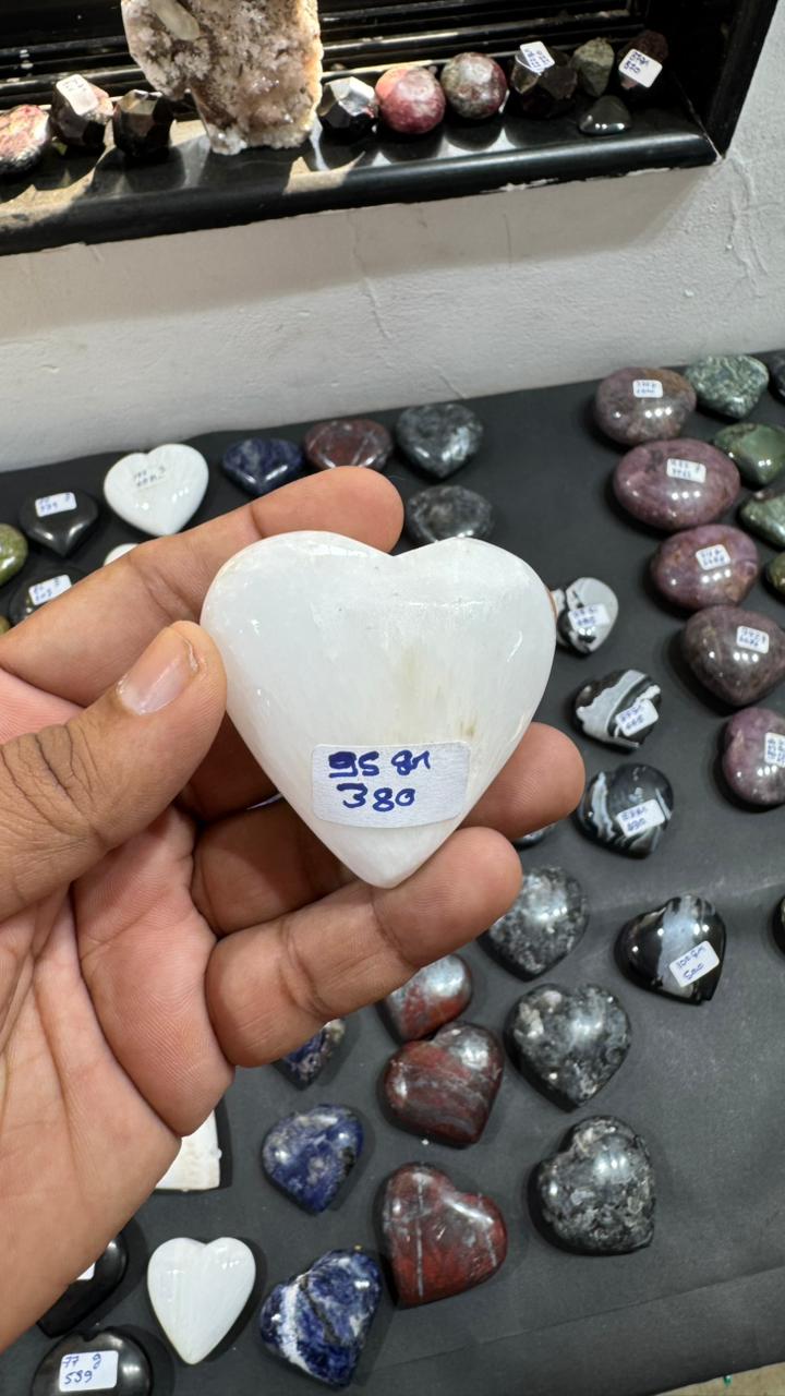 Scolecite Heart 95g - AEORA ROCKS INDIA -Healing Crystals superstore