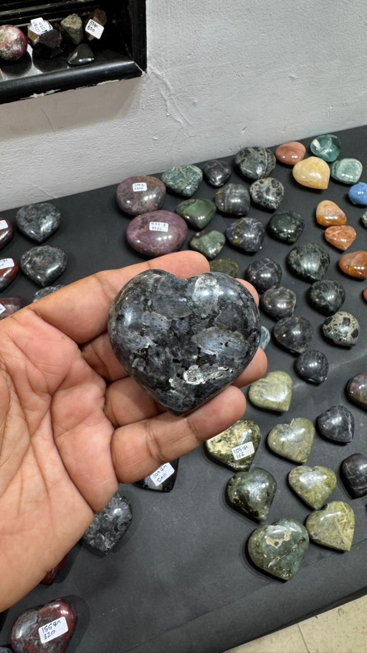 Larvikite Heart 136g - AEORA ROCKS INDIA -Healing Crystals superstore