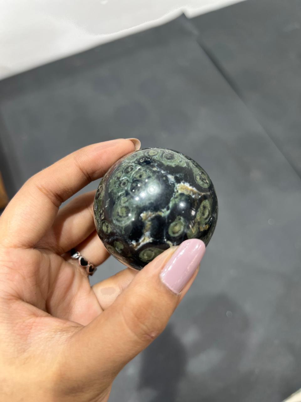 Khambaba Jasper Sphere 190g - AEORA ROCKS INDIA -Healing Crystals superstore