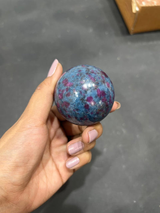 Ruby Kynite Sphere 267g