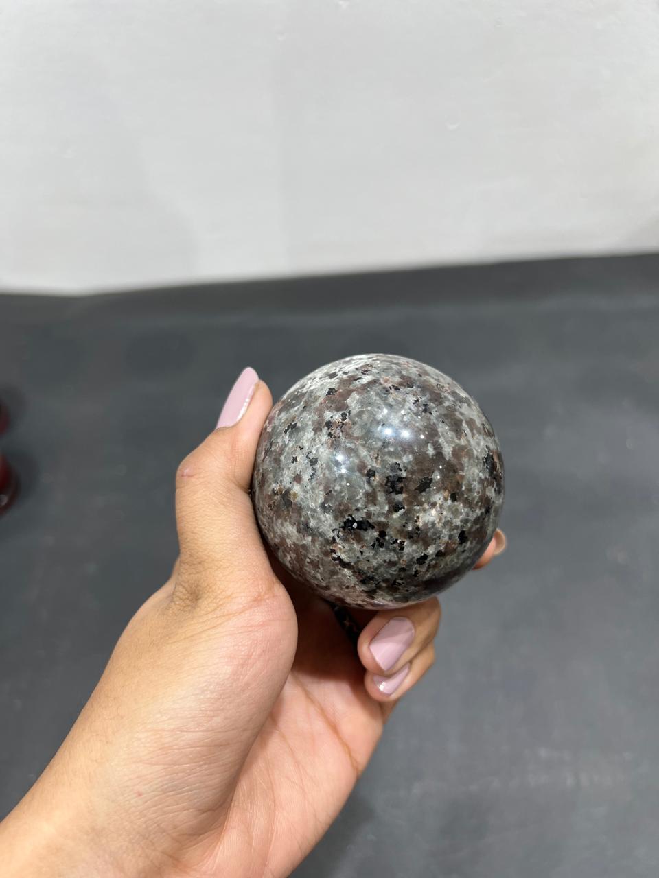 Yooperlite Sphere 356g - AEORA ROCKS INDIA -Healing Crystals superstore