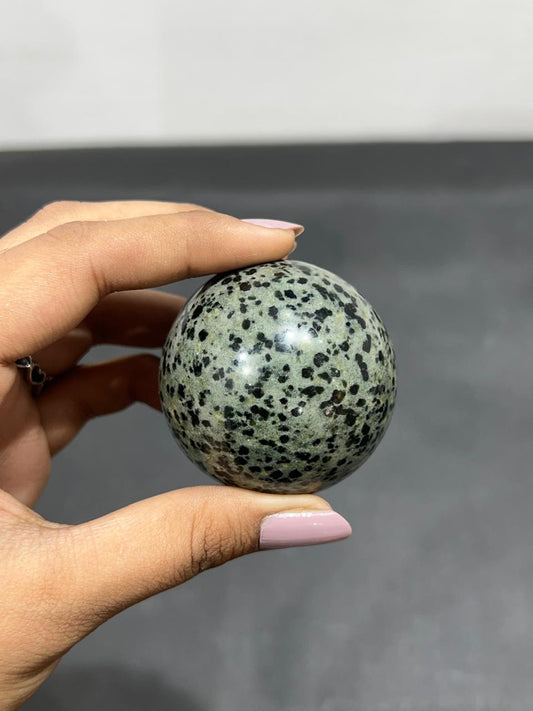 Green Dalmatian Sphere 225g