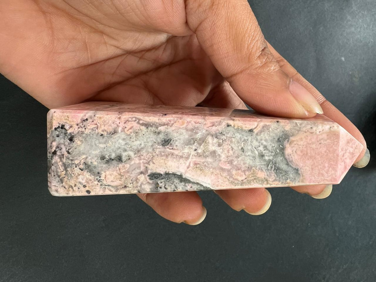 Rhodonite Tower 110g - AEORA ROCKS INDIA -Healing Crystals superstore