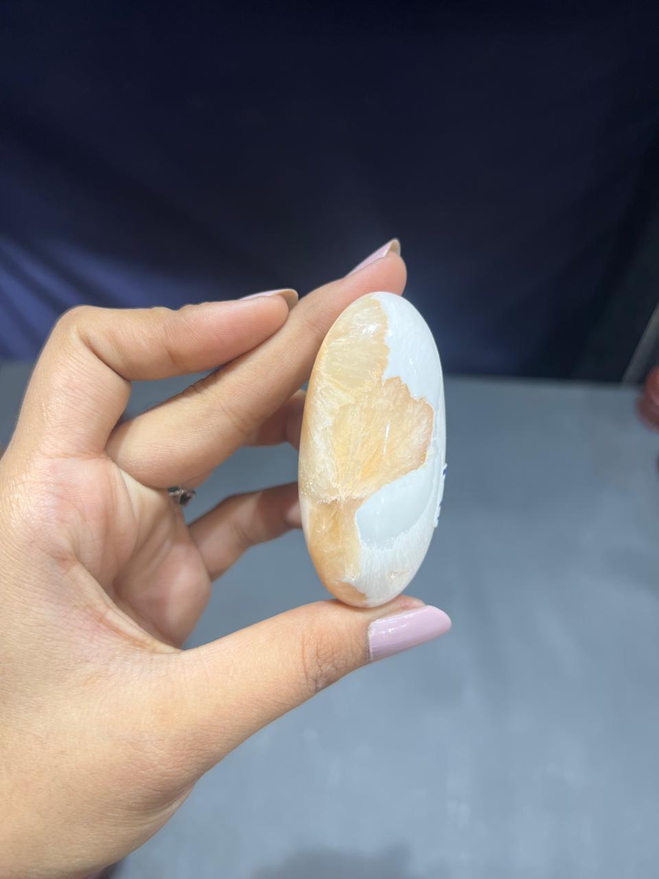 Stilbite Scolecite Lingam 91g - AEORA ROCKS INDIA -Healing Crystals superstore