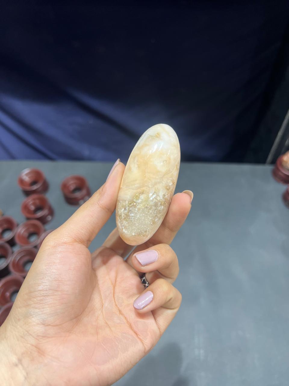Stilbite Scolecite Lingam 70g - AEORA ROCKS INDIA -Healing Crystals superstore