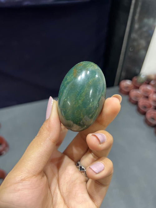 Bloodstone Lingam 94g - AEORA ROCKS INDIA -Healing Crystals superstore