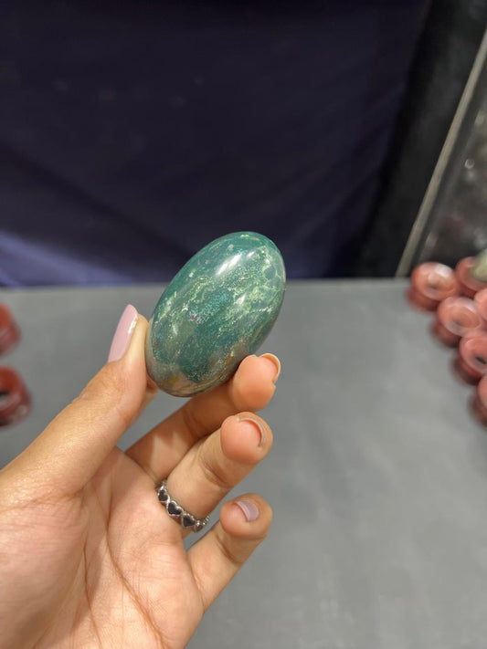 Bloodstone Lingam 83g