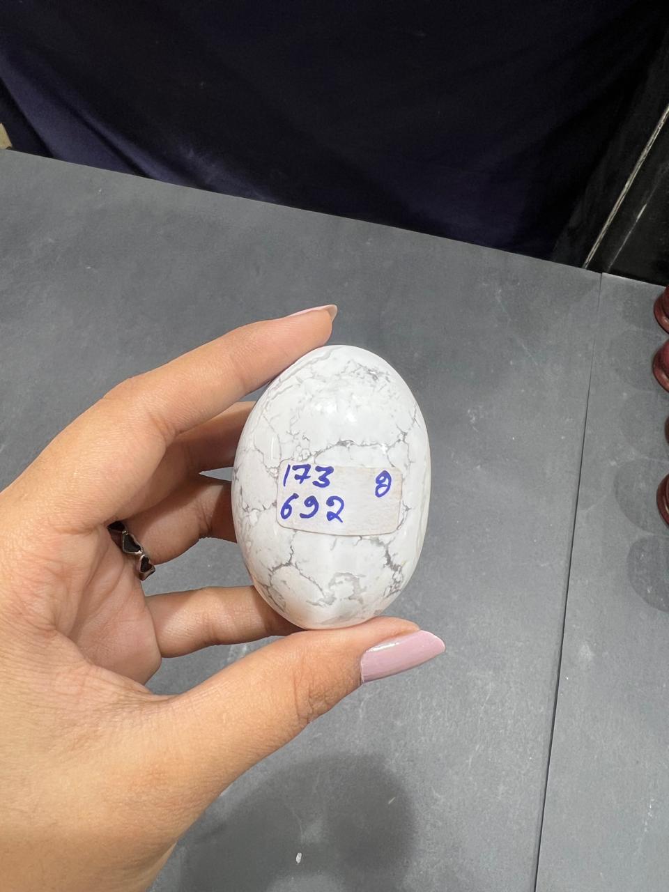 Howalite Lingam 173g - AEORA ROCKS INDIA -Healing Crystals superstore