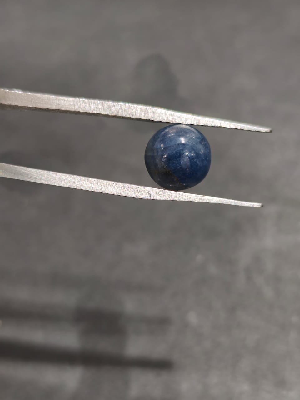 Sapphire Cabochon .