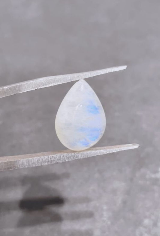 Moonstone Cabs 4.35 Cts