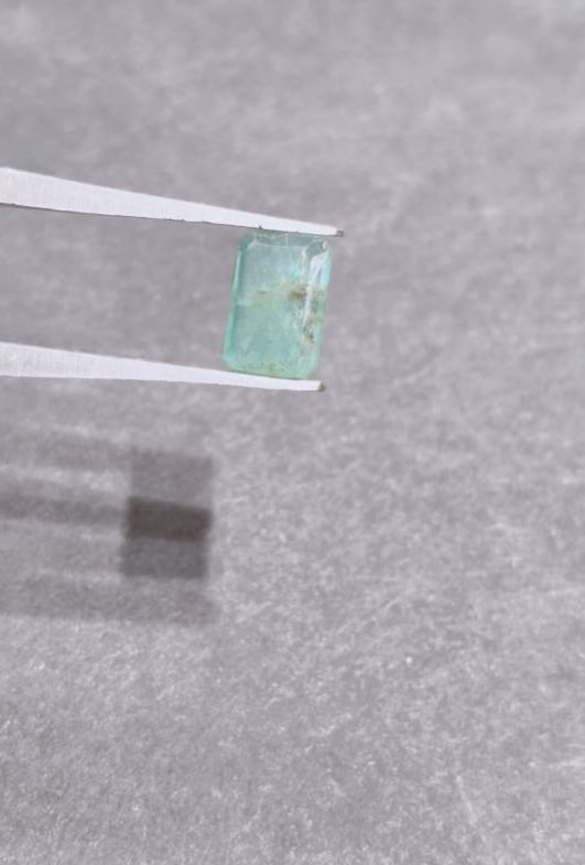 Emerald Cut Stone 1.00 Cts - AEORA ROCKS INDIA -Healing Crystals superstore