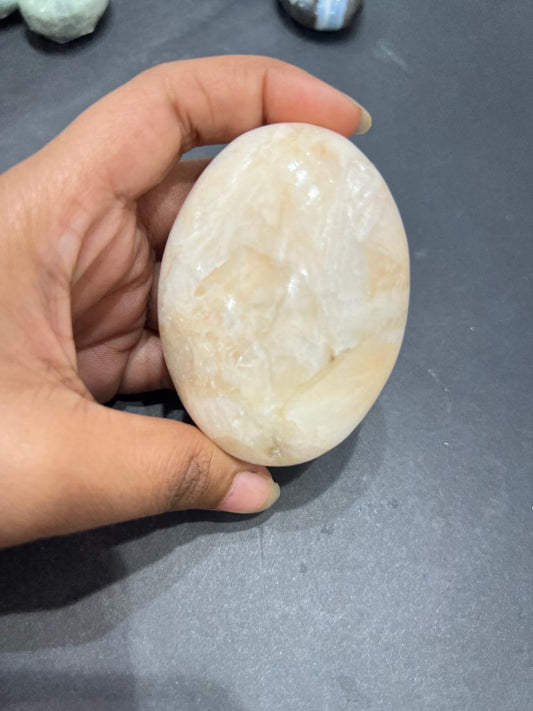 Stilbite Palm Stone - AEORA ROCKS INDIA -Healing Crystals superstore