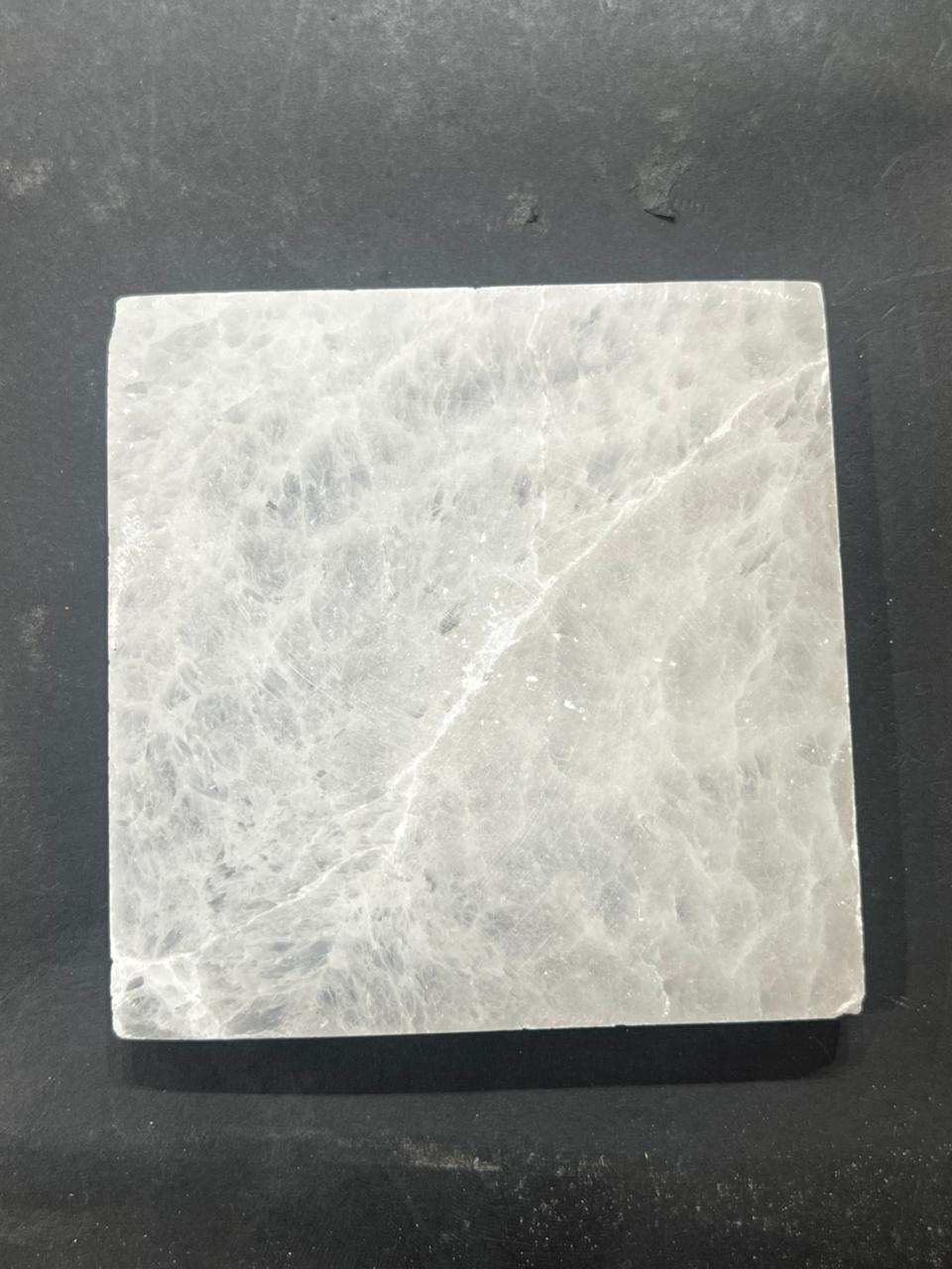 Square selenite plate