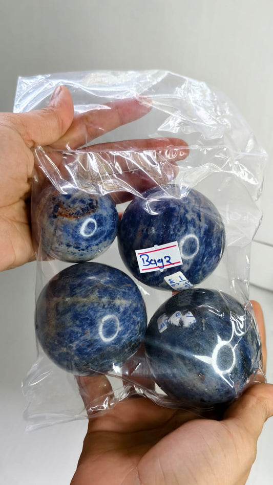 SODALITE SPHERE BAG 2 - 1 KG, 4 PCS